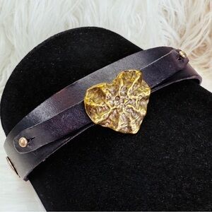 Waldes Spain leather bracelet, brass hammered metal heart accent